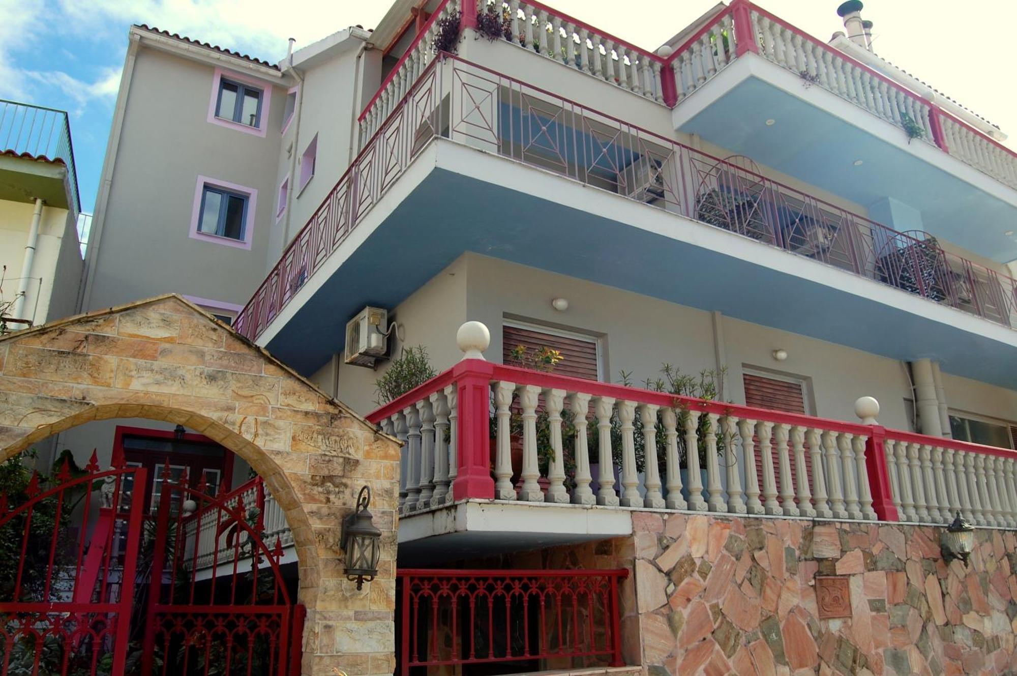 Alkyoni Apartments & Studios Poros  Eksteriør billede